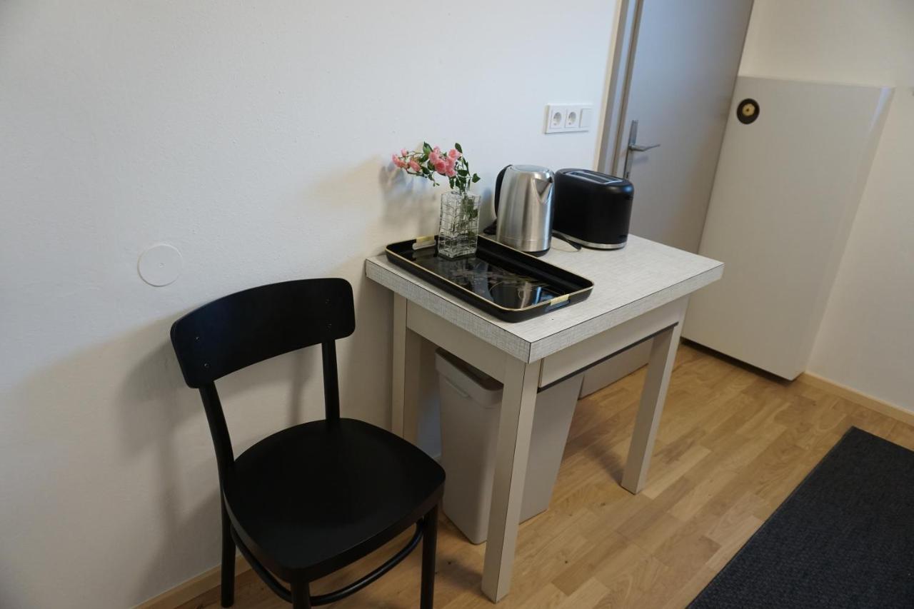 Wohnung Erdgeschoss Mit 3 Schlafzimmer In Ruhiger Gegend Mader Exterior foto